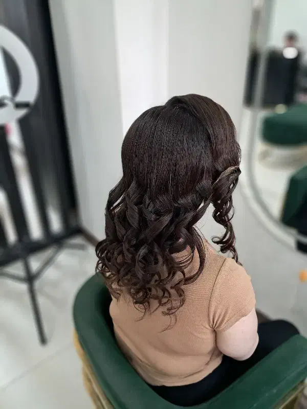 شینیون|خدمات آرایشگری و زیبایی|اسلام‌شهر, مطهری|دیوار