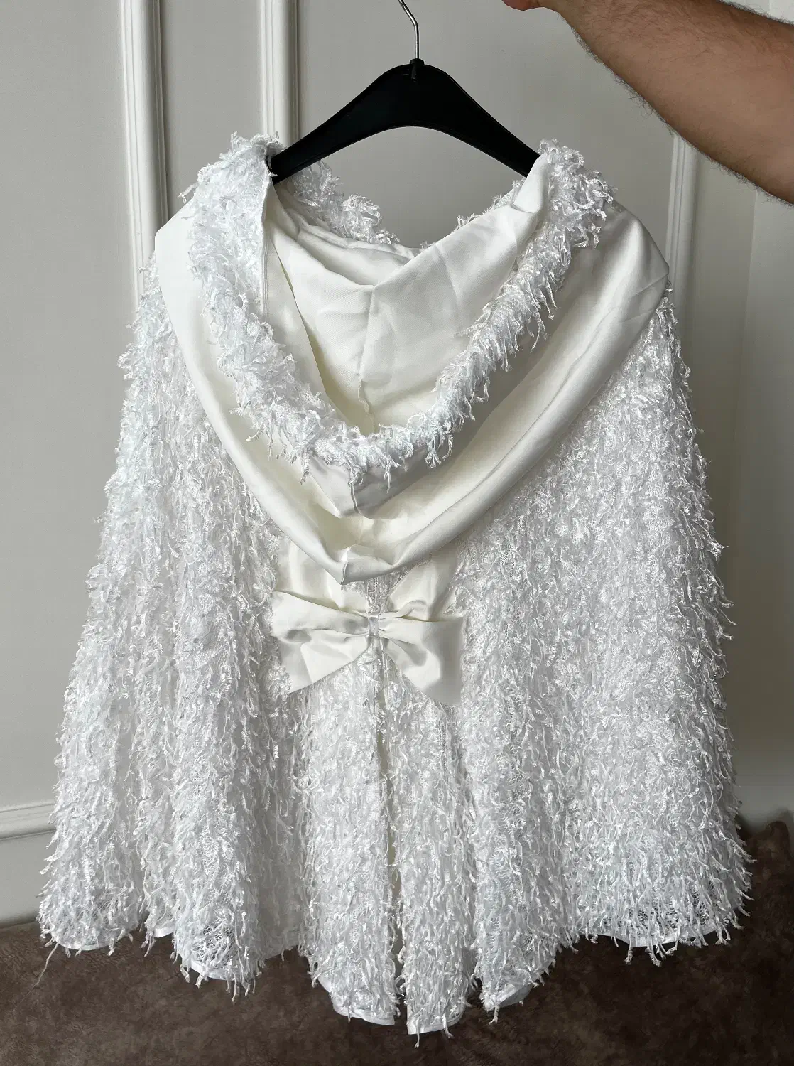 تعدادی کت و شنل عروس|لباس|زنجان, |دیوار