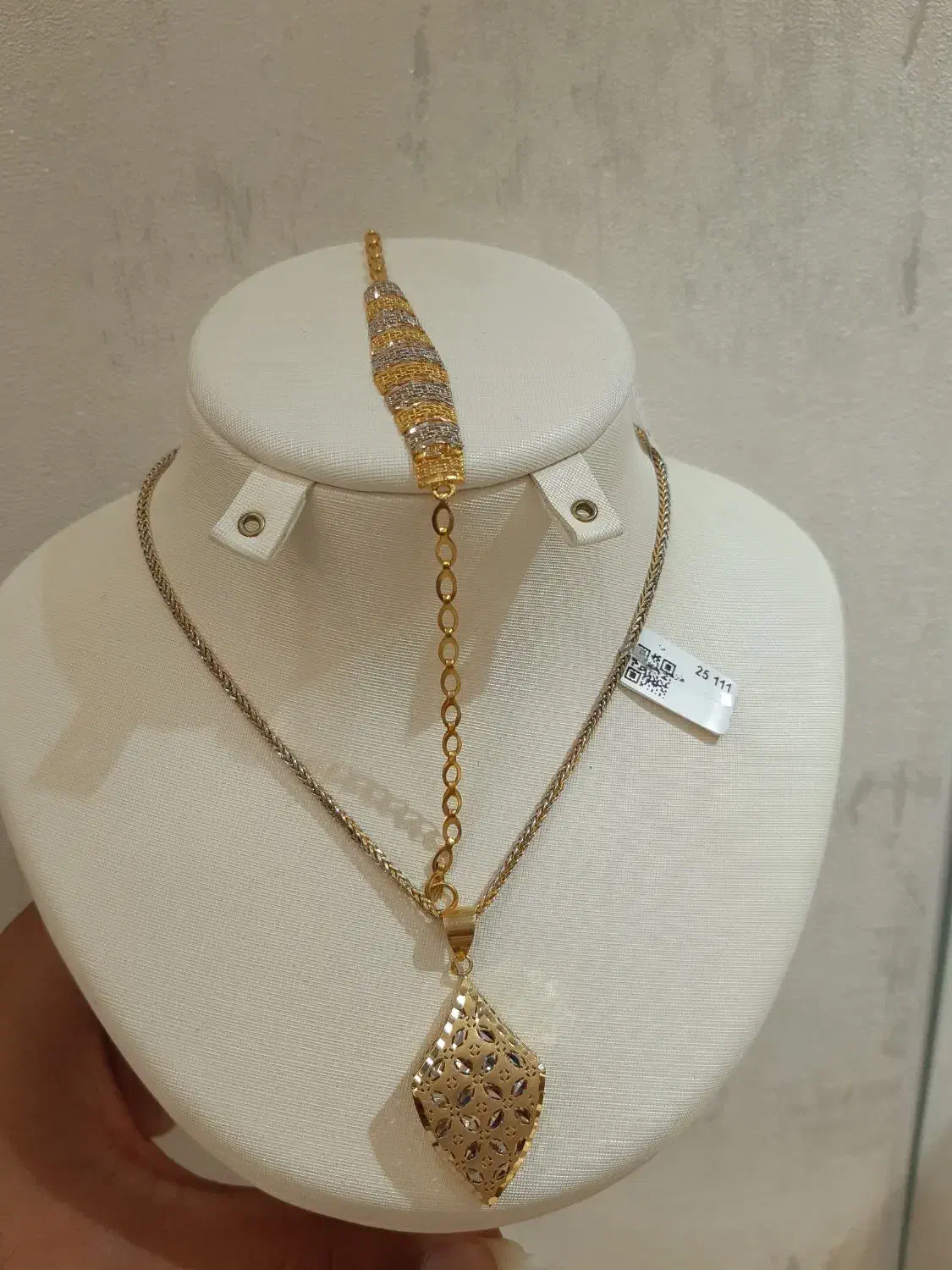 مقداری طلا نو بدون اجرت|جواهرات|مشهد, ده دی|دیوار