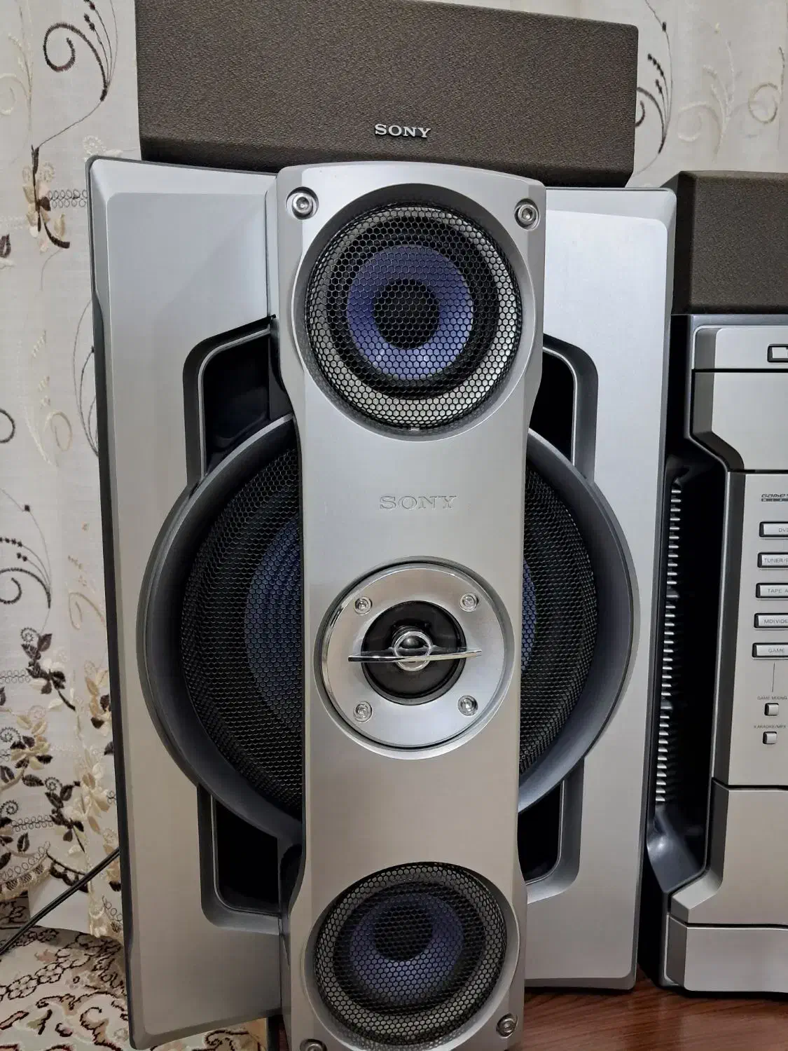 ظبط شاهکار و هیولای سونیGN77 Dدرحد|سیستم صوتی خانگی|اصفهان, آبشار|دیوار