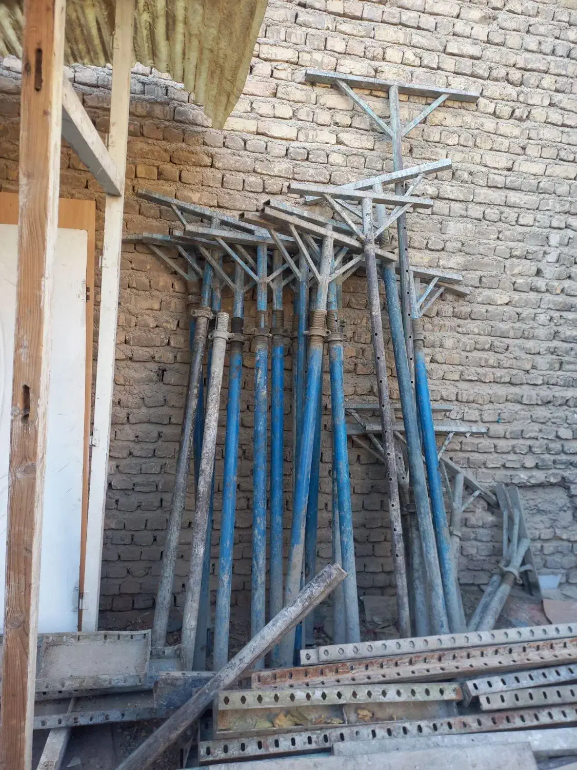 فروشنده جک و لوله و ورق و قالب هستم|عمدهفروشی|ورامین, ورامین|دیوار