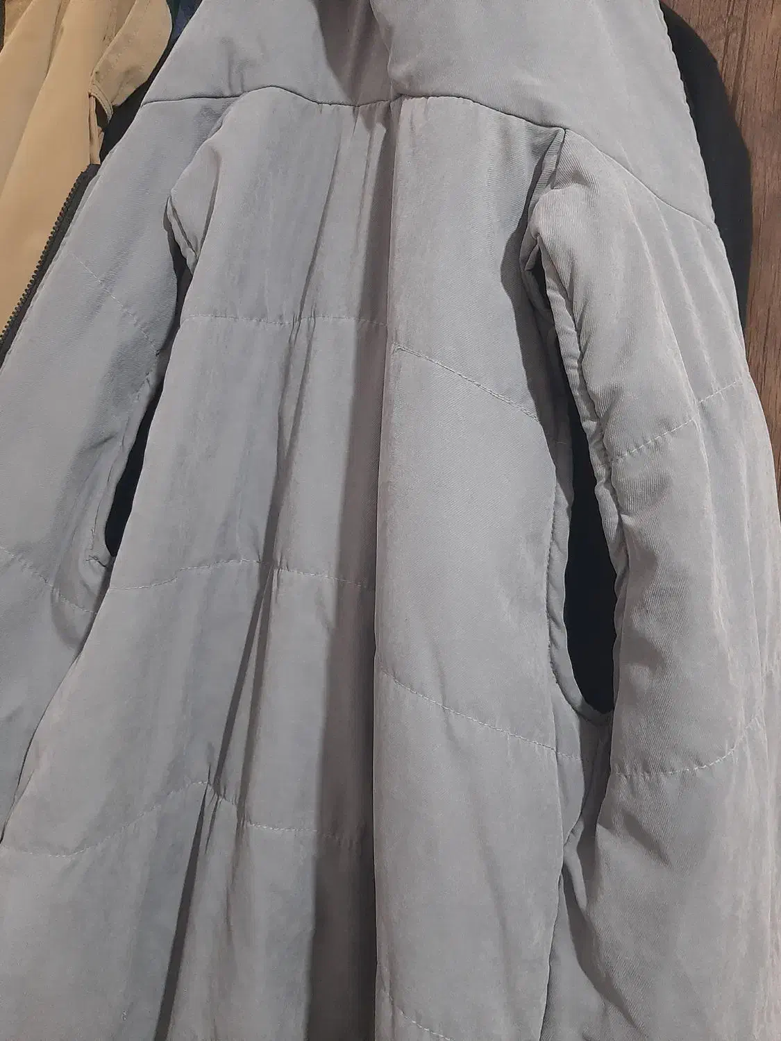 پافر بلند کلاه دار|لباس|رشت, معلم|دیوار