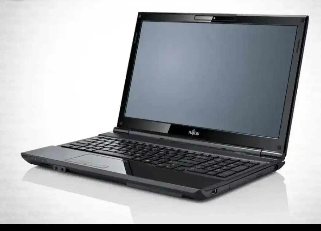 لبتاپ فوجیتسو آلمان با دو گیگ گرافیک|رایانه همراه|زنجان, |دیوار