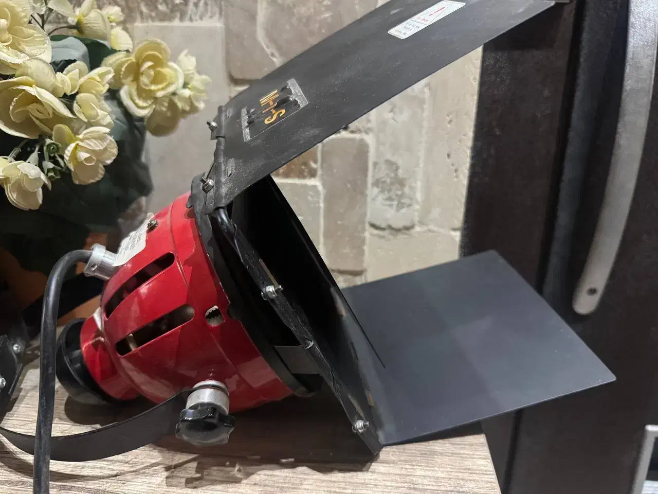 پرژکتور نور افکن|دوربین عکاسی و فیلم‌برداری|تهران, سلسبیل جنوبی|دیوار