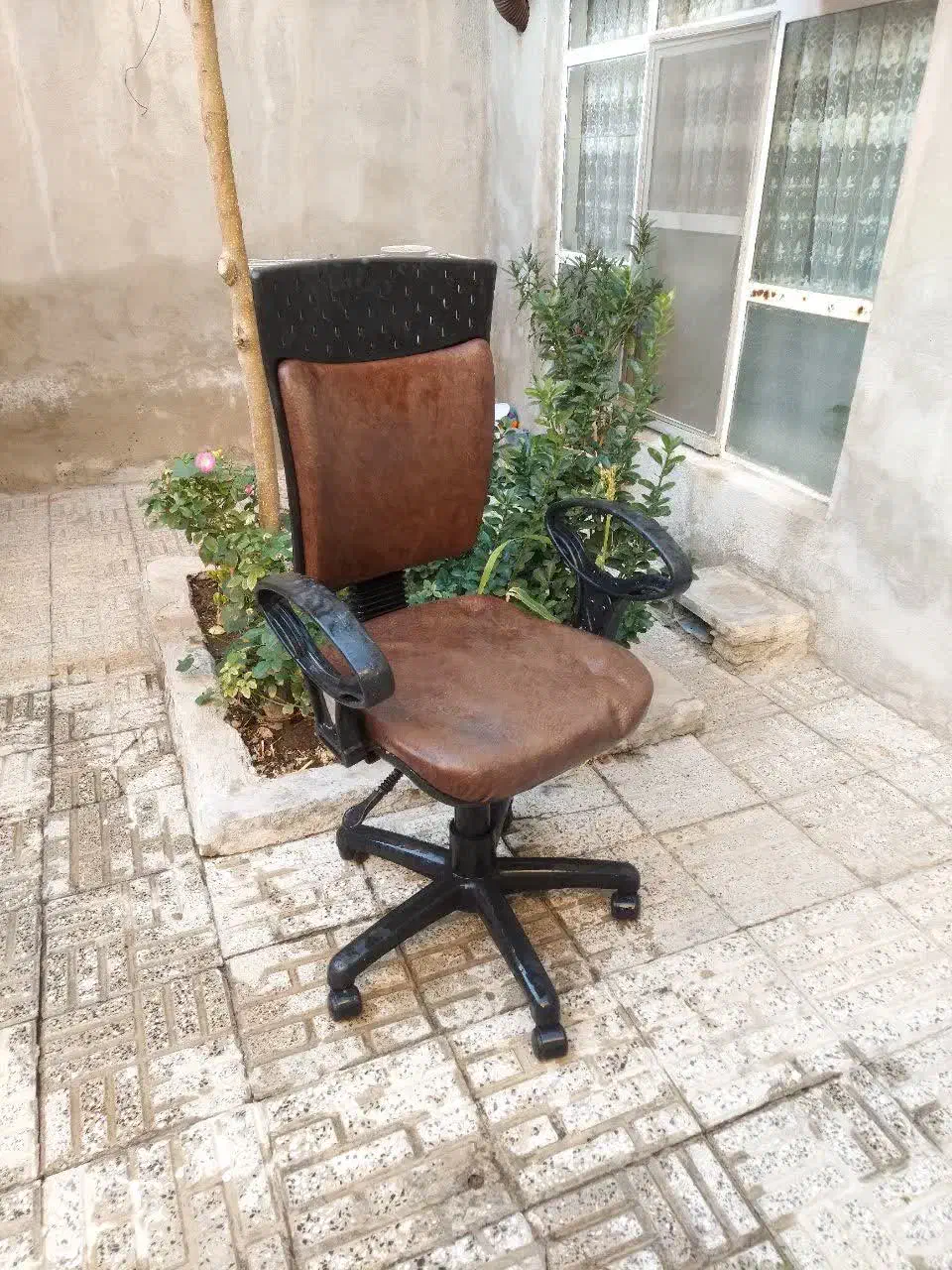 صندلی جکدار|صندلی و نیمکت|اراک, |دیوار