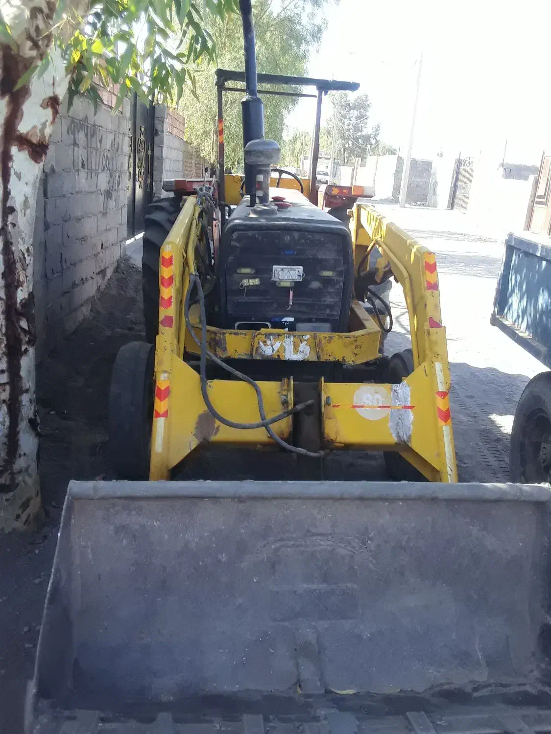 تراکتور بیلداربراکار|خودرو سنگین|بم, |دیوار