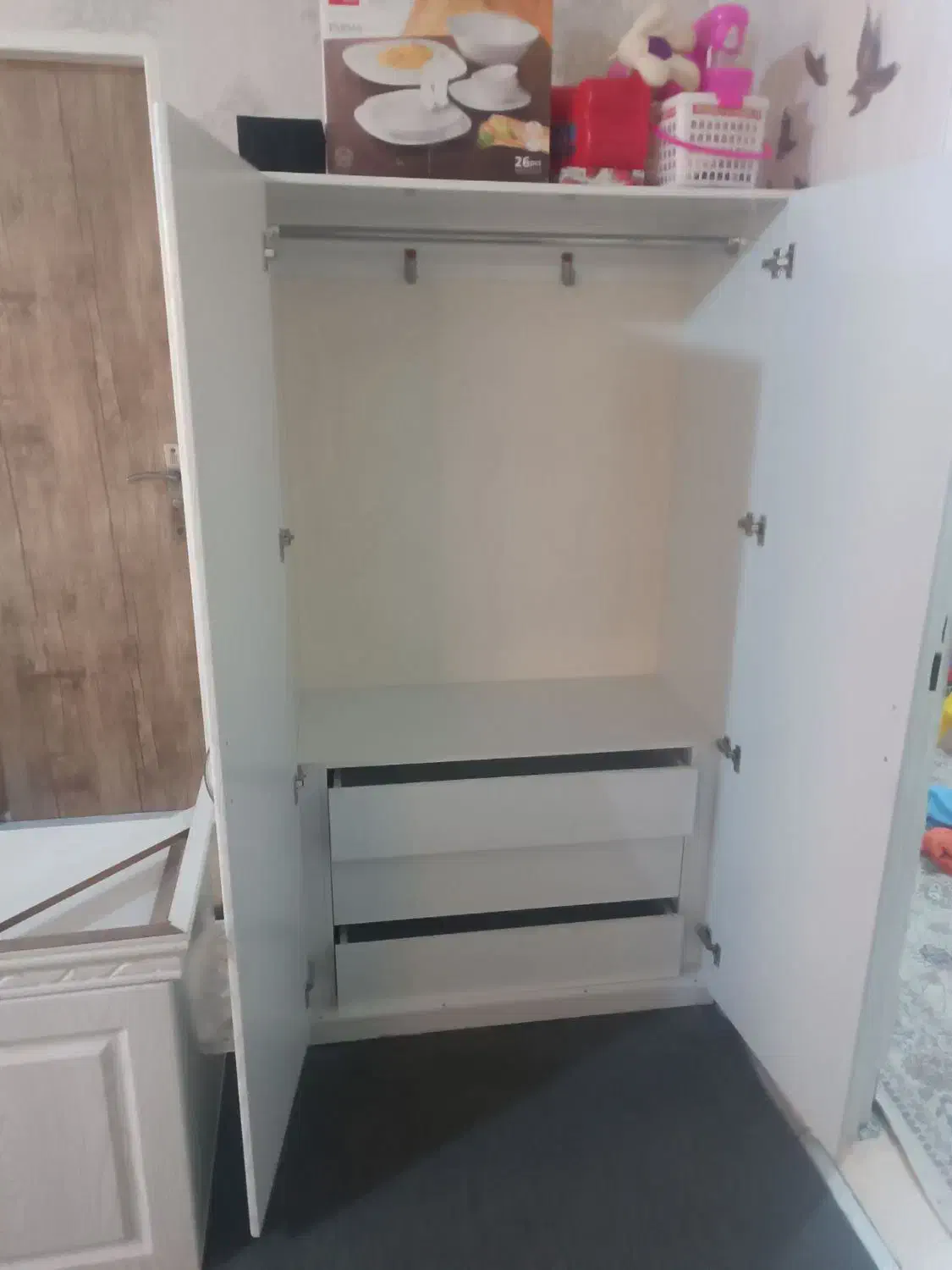 کمد|جاکفشی، کمد، دراور|قرچک, شهرک طلائیه|دیوار