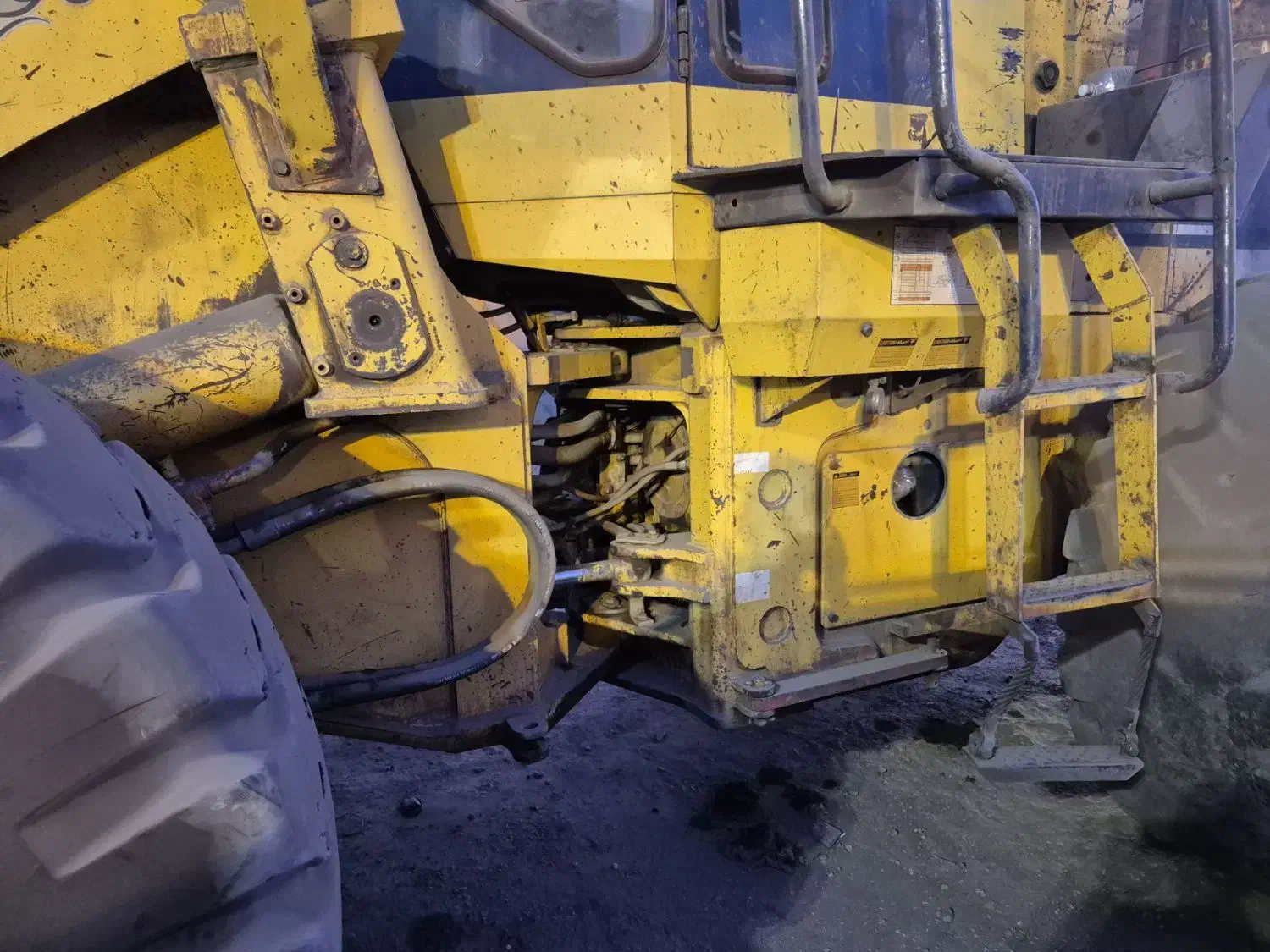 لودر 470|خودرو سنگین|یزد, |دیوار