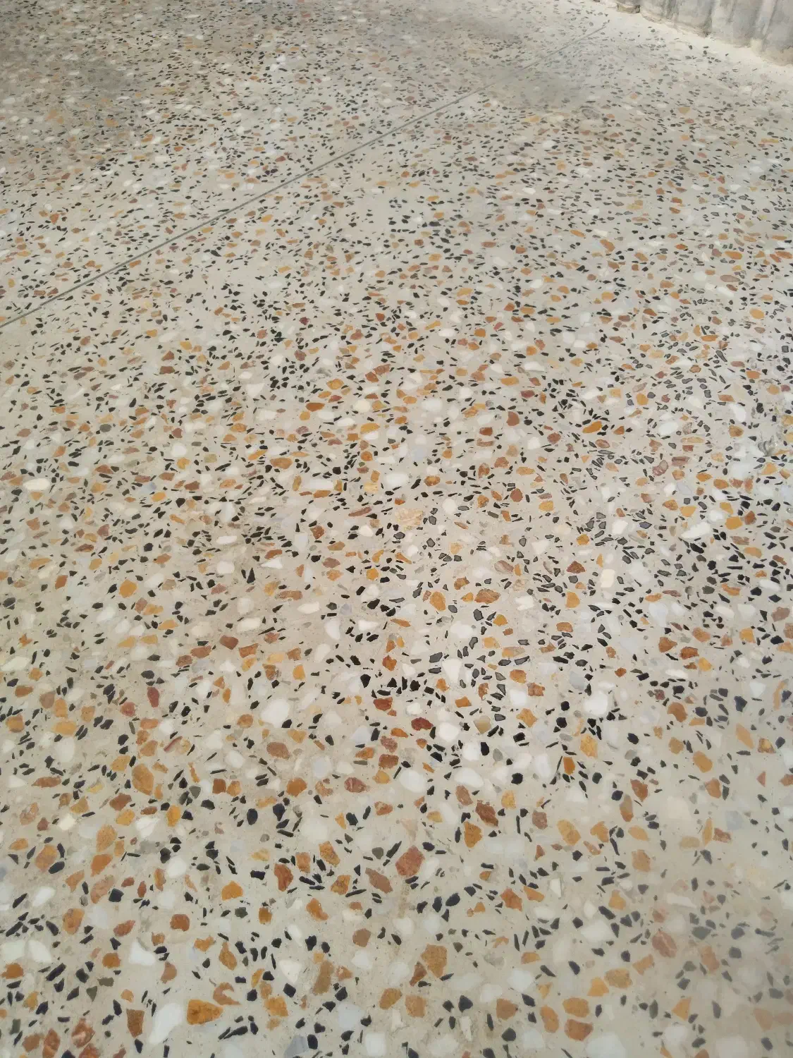 کفسازی ویلا، واش بتن، موزاییک‌درجا، باتامین متریال|خدمات پیشه و مهارت|لاهیجان, بازکیاگوراب|دیوار