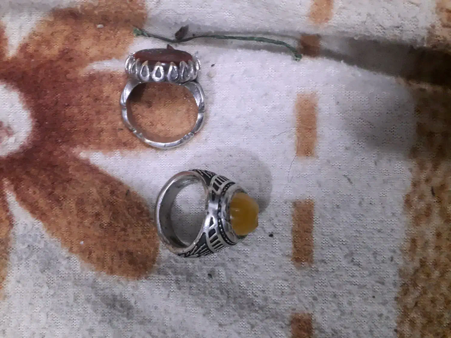 انگشتر|کلکسیون اشیاء عتیقه|شیراز, پادگان ولیعصر|دیوار