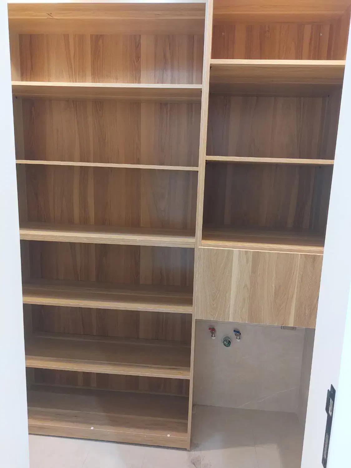 ۱۸۵ متر شرق مرزداران