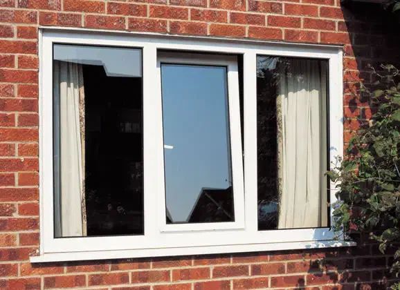 نصاب فوق حرفه ای درب و پنجره|خدمات پیشه و مهارت|تبریز, |دیوار