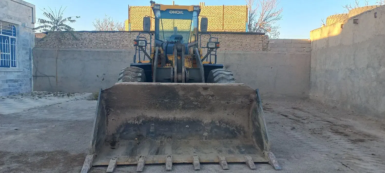 لودر اکسمجی zl50 مدل ۲۰۱۱|خودرو سنگین|مشهد, فرخد|دیوار