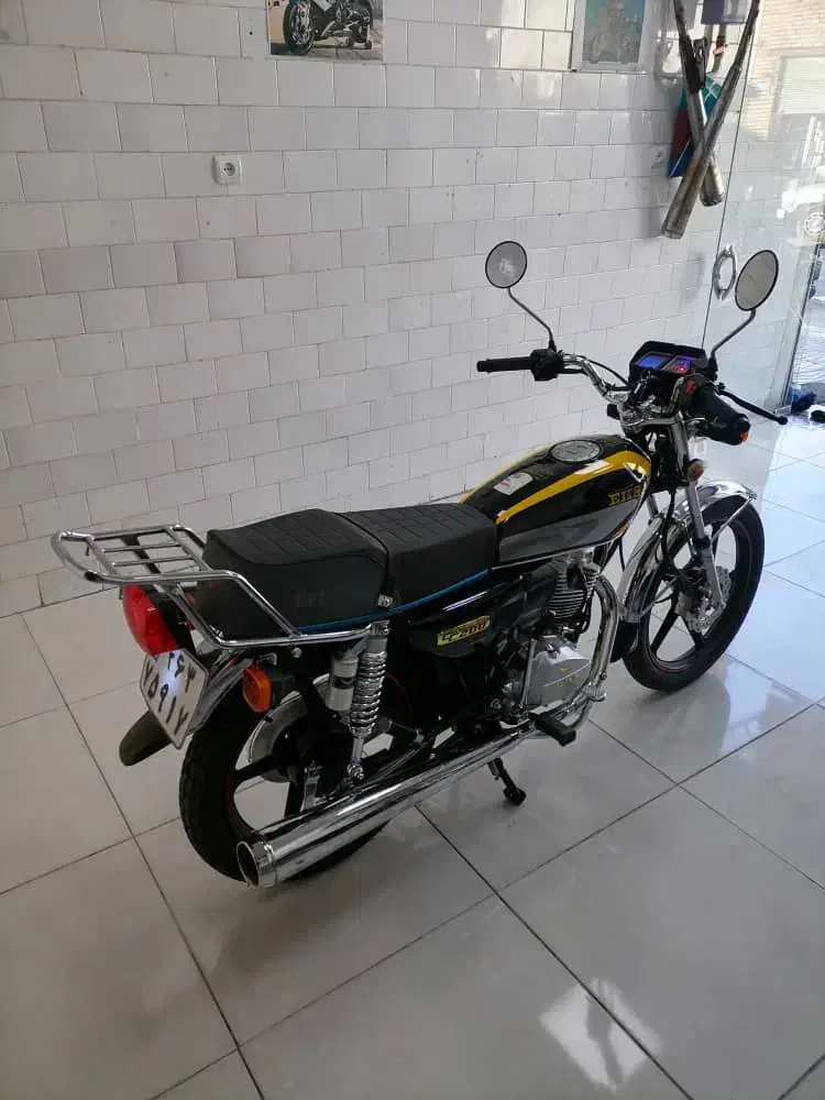 احسان ۲۰۰ مدل ۱۴۰۴ در حد ۷۰۰ تا کار|موتورسیکلت|سنندج, |دیوار