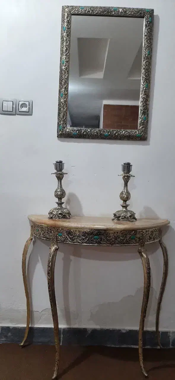 آیینه وکنسول قدیمی زیبا|آینه|بهبهان, |دیوار