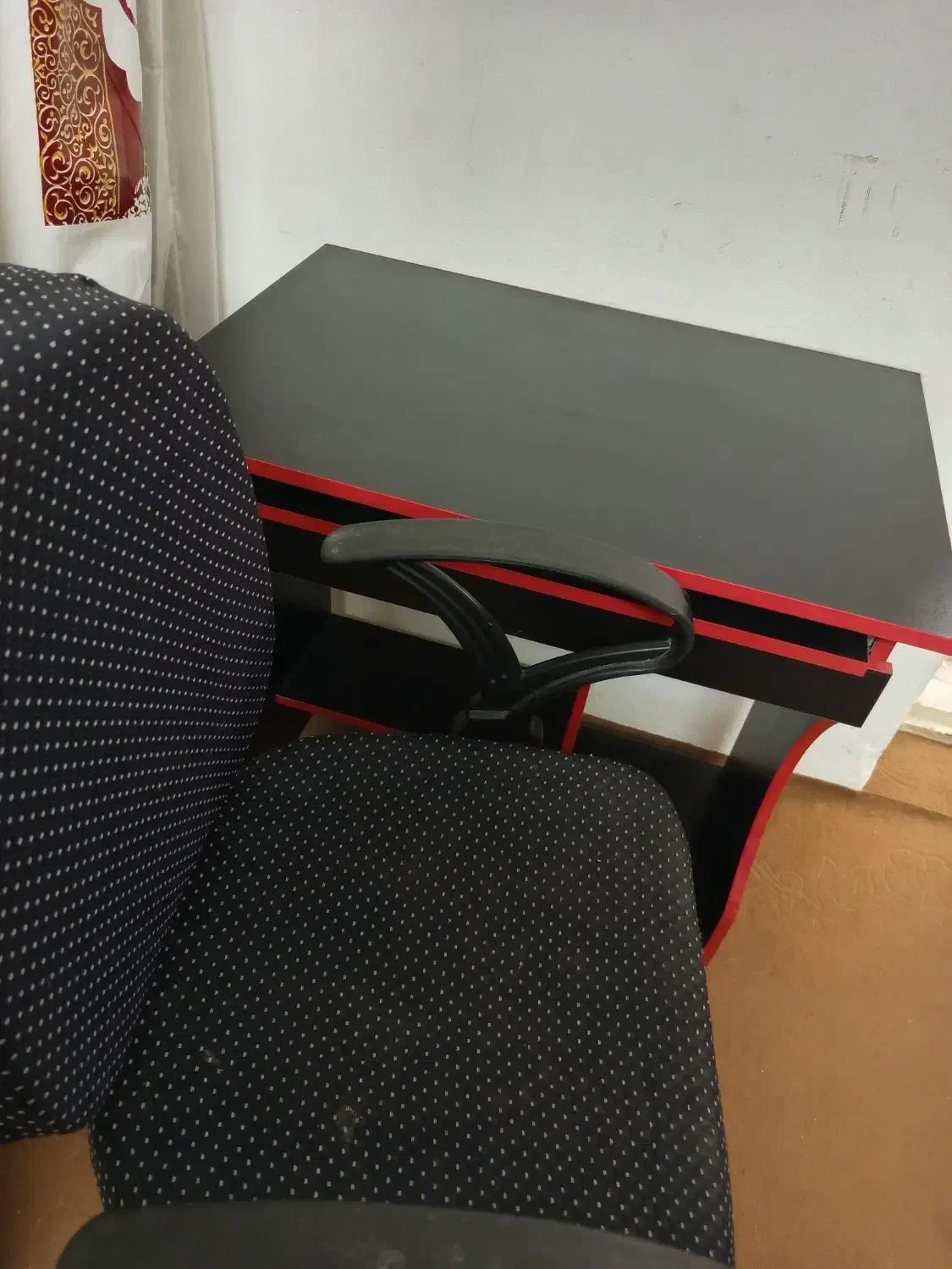 میز کامپیوتر|میز تحریر و کامپیوتر|ورامین, ورامین|دیوار