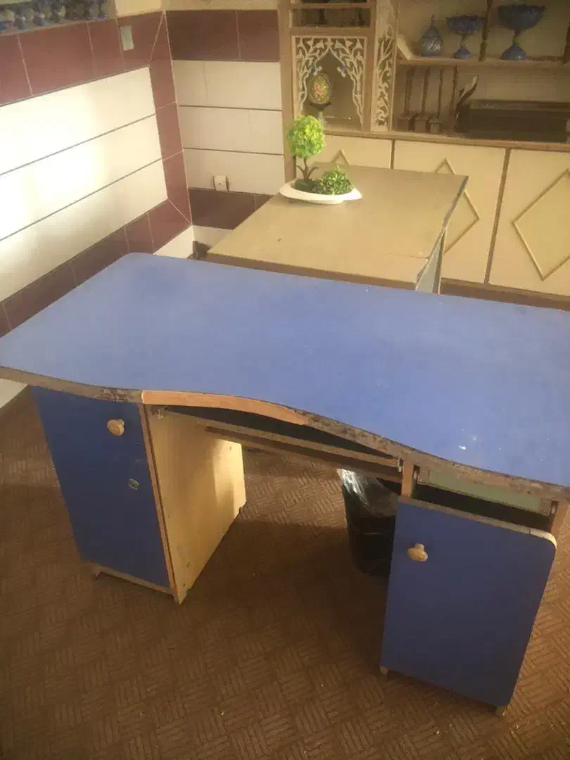 میز تحریر|میز تحریر و کامپیوتر|خمینی‌شهر, |دیوار