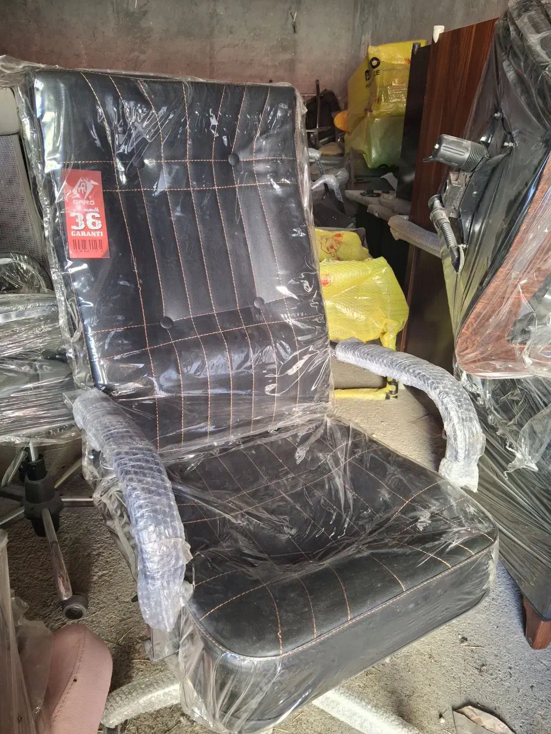 صندلی کارمندی|مبلمان اداری|ساری, |دیوار