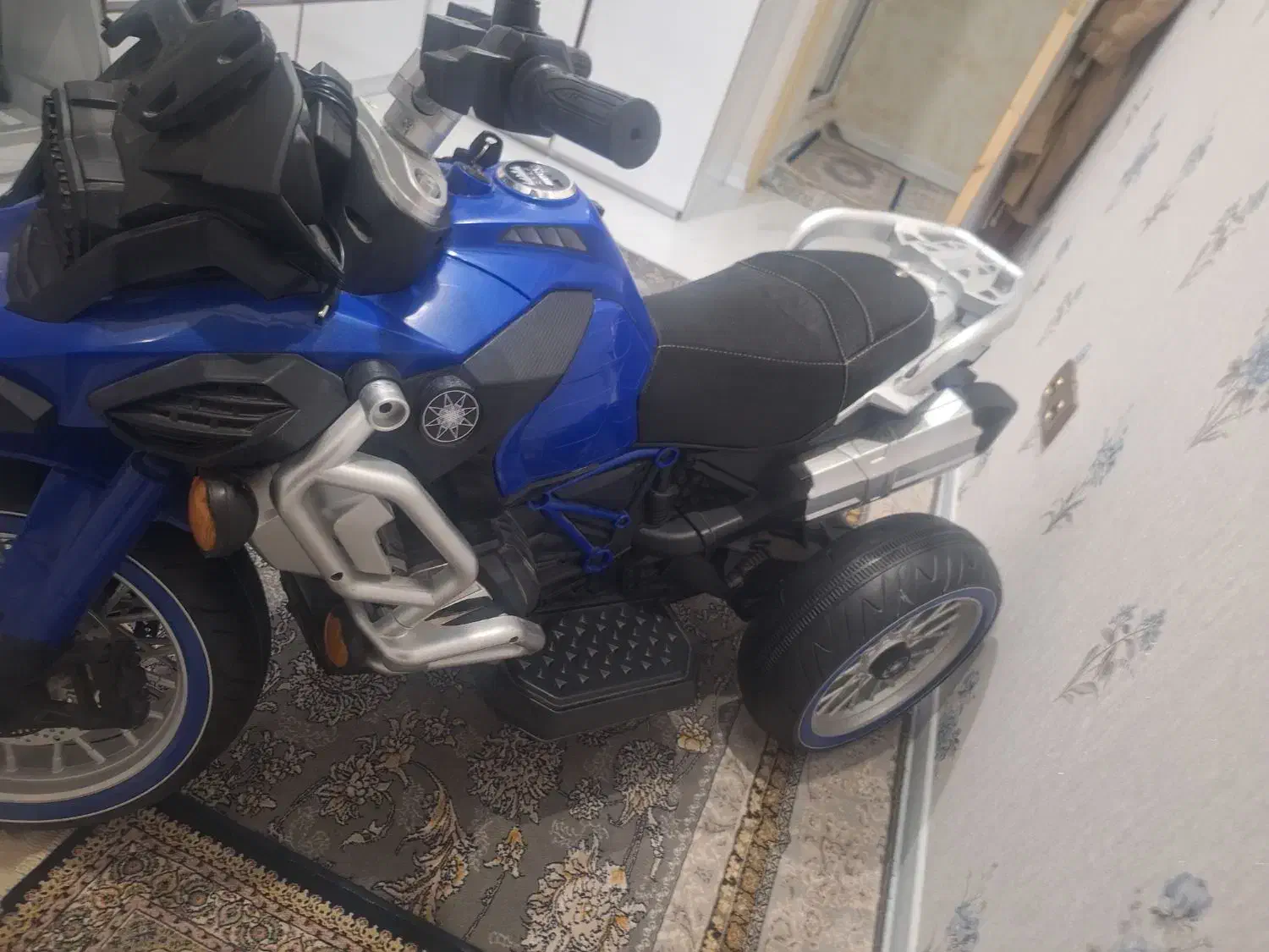 سه چرخ در حد نو خیلی تمیز بدون حتی خط|اسباب‌بازی بچه|پاکدشت, پاکدشت (مامازند)|دیوار