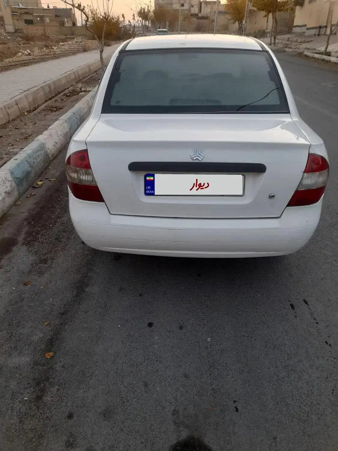 تیبا صندوقدار سفید دوگانه|خودرو سواری و وانت|لنجان, |دیوار