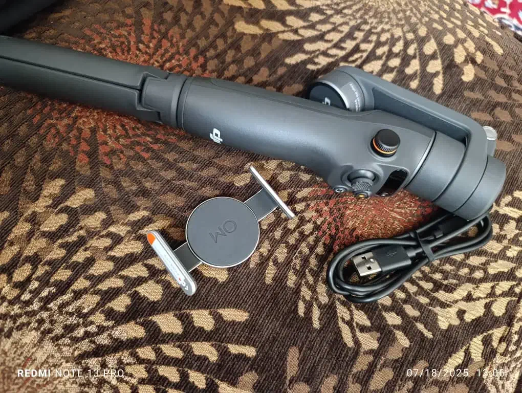 گیمبال موبایل اسمو شیش|دوربین عکاسی و فیلم‌برداری|میمه, |دیوار