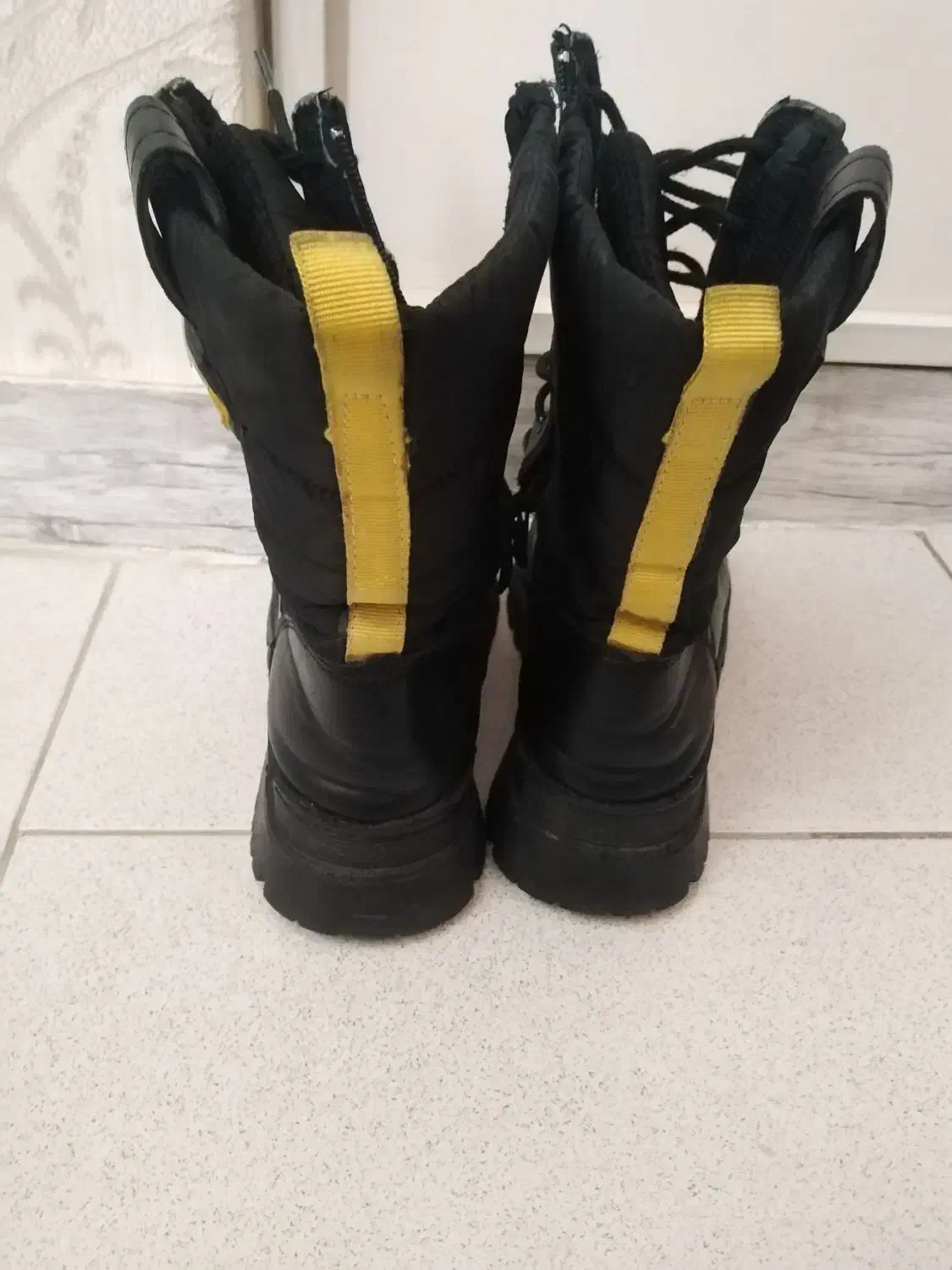 پوتین اسپرت سایز37|کیف، کفش، کمربند|میانه, |دیوار