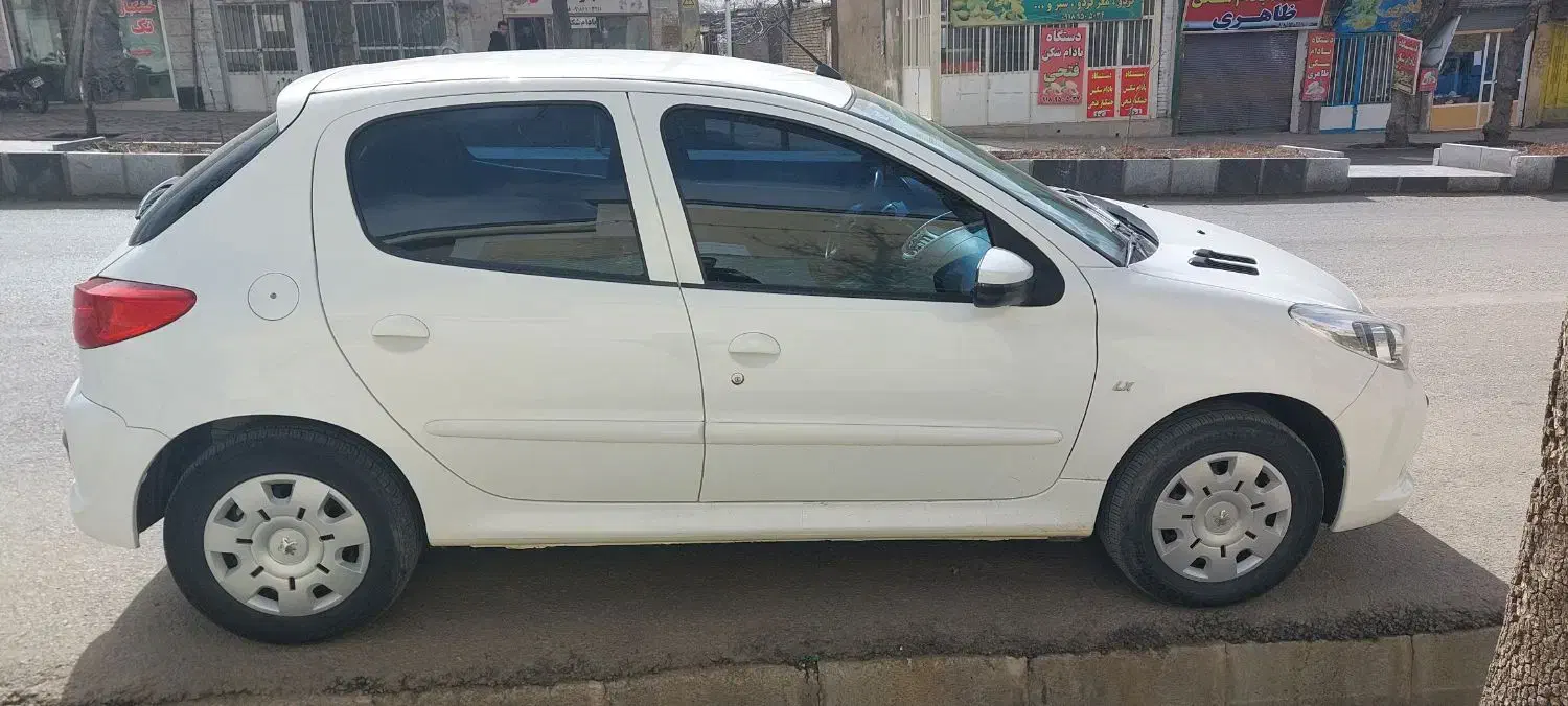 پژو ۲۰۷|خودرو سواری و وانت|تویسرکان, |دیوار