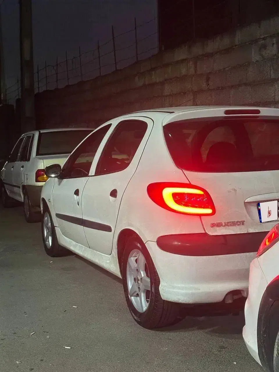 پژو ۲۰۶ تیپ ۲|خودرو سواری و وانت|رشت, حسین آباد|دیوار