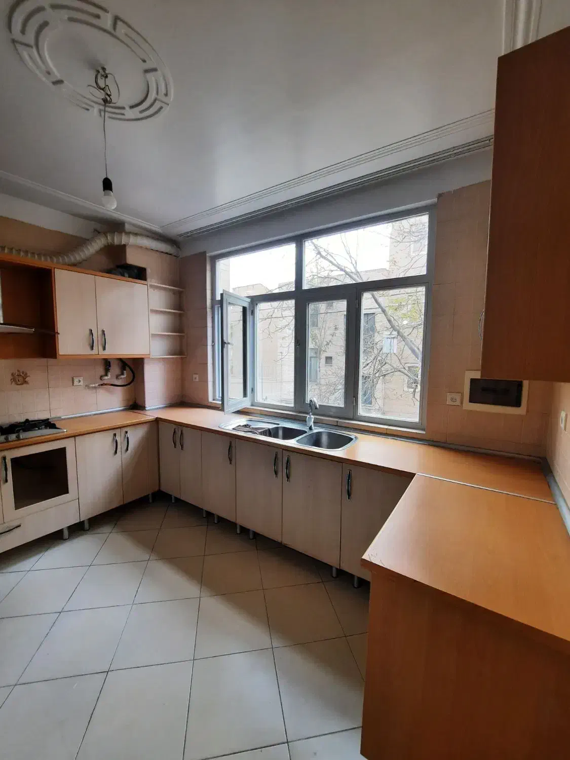 ۹۰ متر ۲ خواب روبه آفتاب ، شهید صالحی