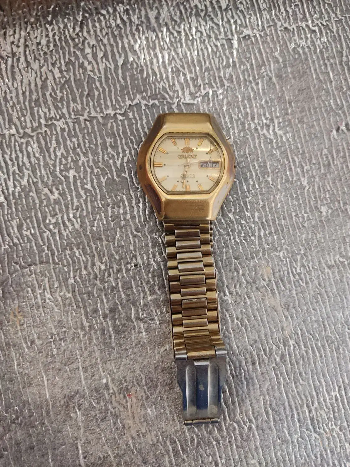 ساعت مچی اورینت قدیمی|ساعت|سنندج, |دیوار