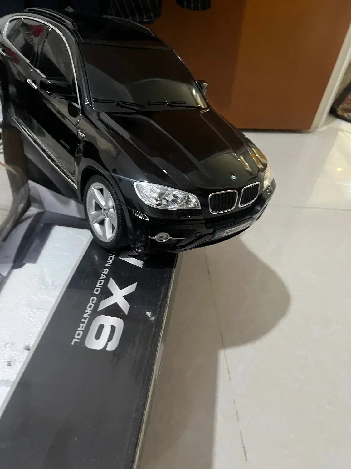 ماشین اسباب بازی کنترلی بی ام و بزرگ نو با جعبه|اسباببازی|شیراز, فرهنگ شهر|دیوار