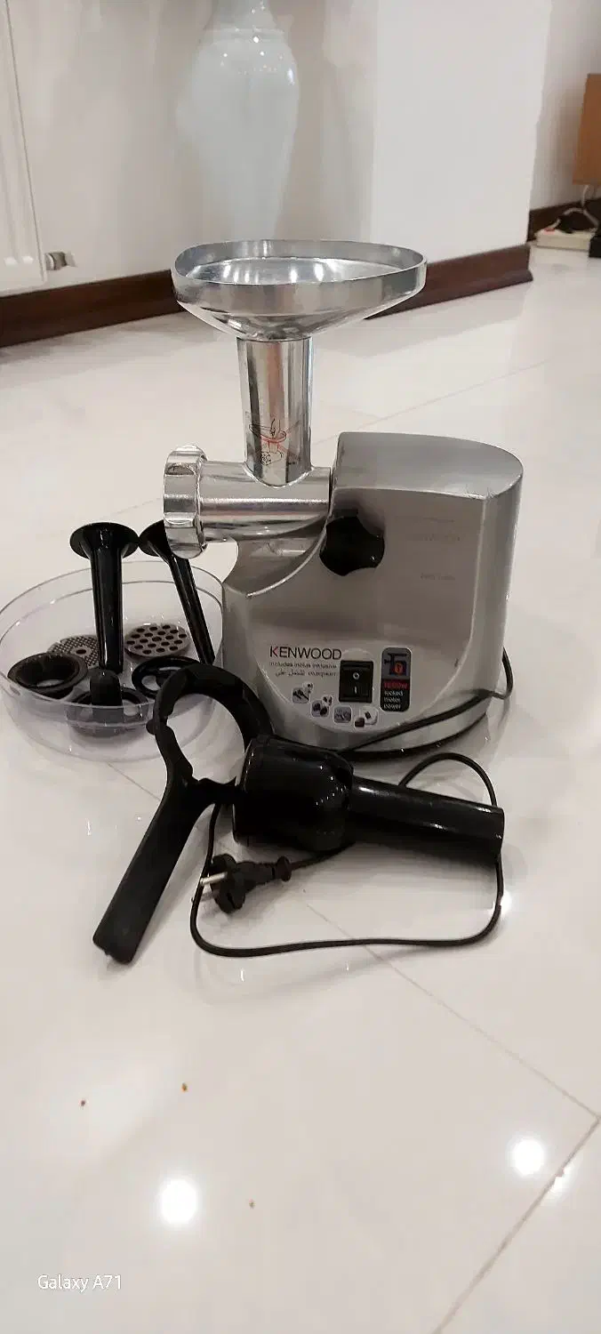 چرخ گوشت|خردکن، آسیاب، غذاساز|لاهیجان, فیاض|دیوار