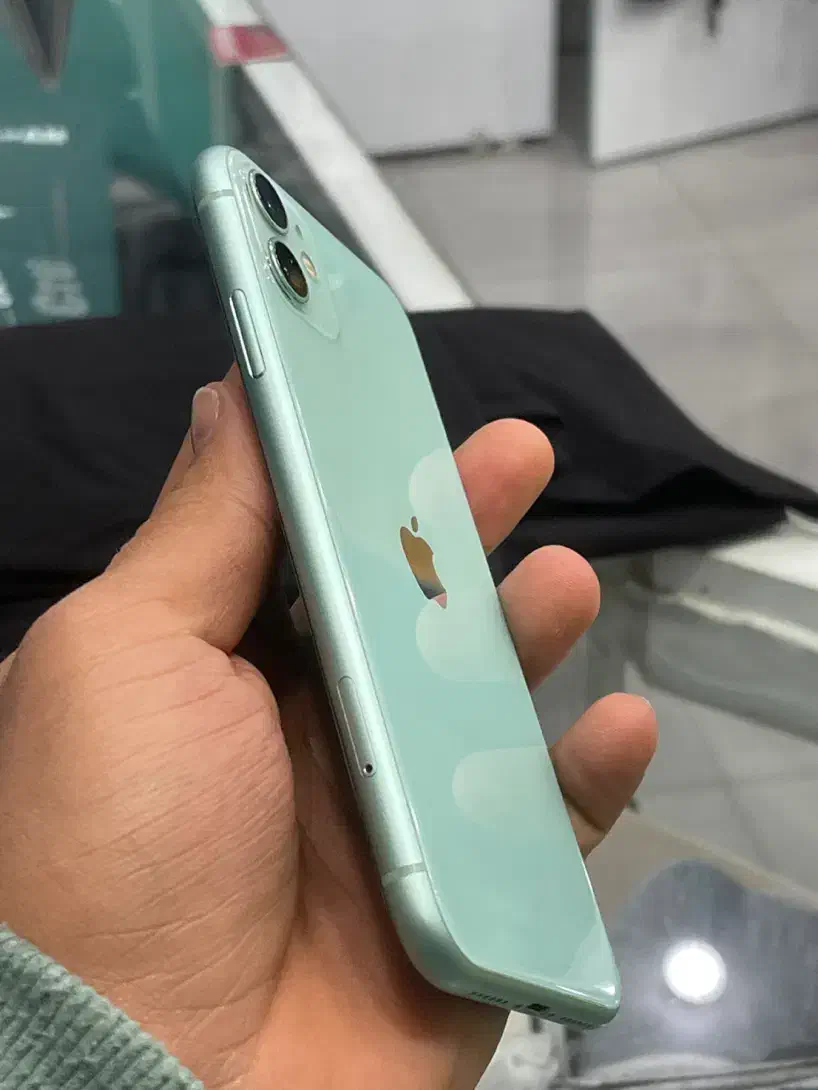 ایفون۱۱نرمال در حد آک|موبایل|شیراز, آزادی|دیوار