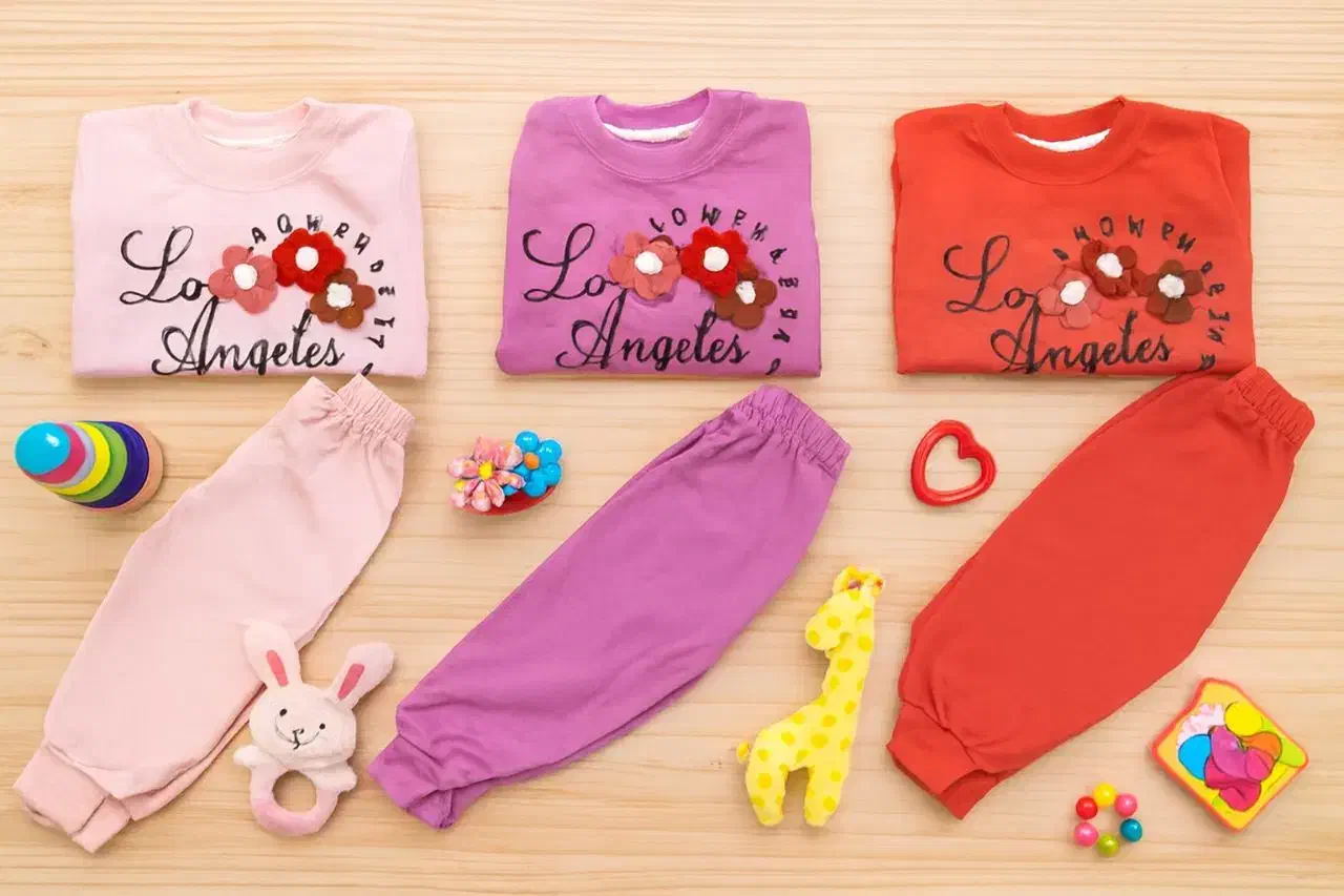 بچگانه|لباس|مشگین شهر, |دیوار