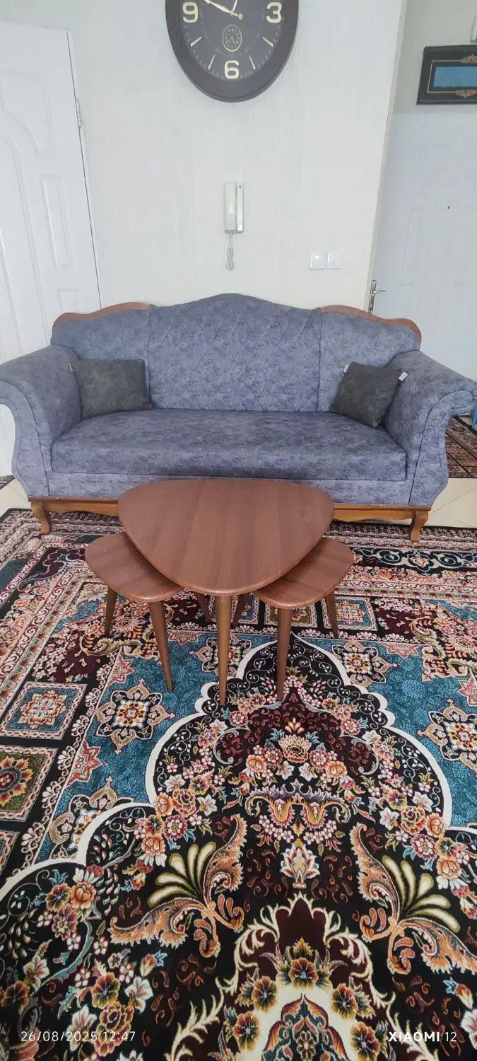 مبل ۸نفره چستر با ۳عدد میز|مبلمان خانگی و میز عسلی|گلبهار, شهر جدید گلبهار|دیوار