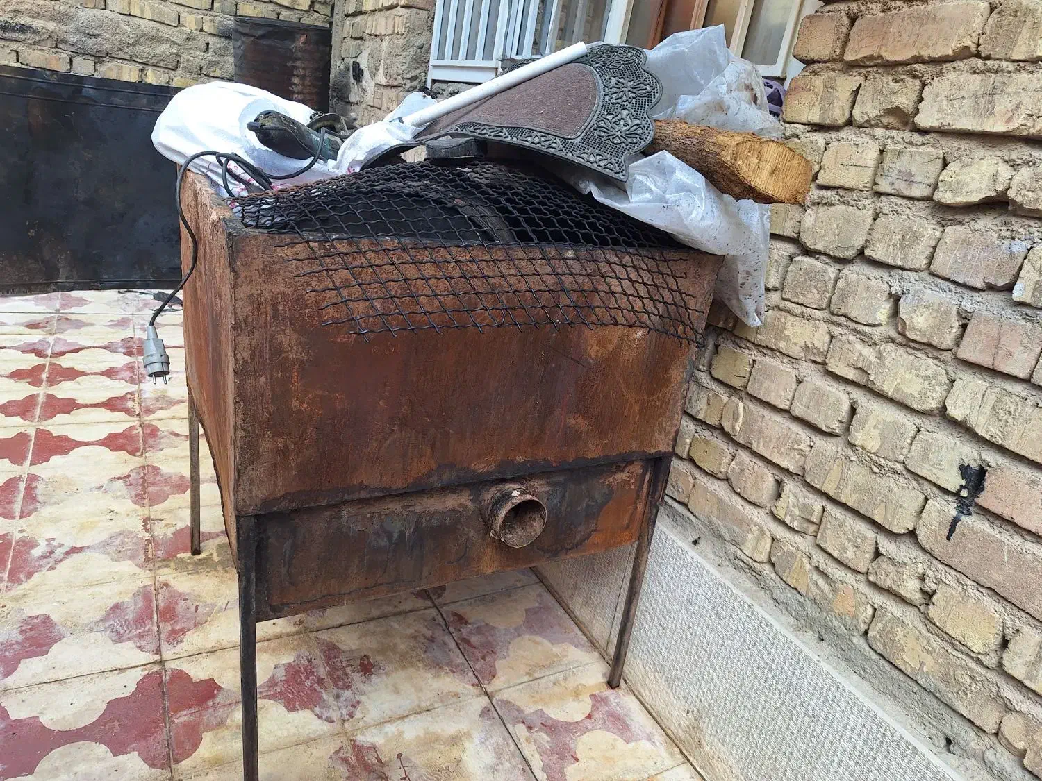 کوره|ابزارآلات|شیراز, فرهنگیان|دیوار