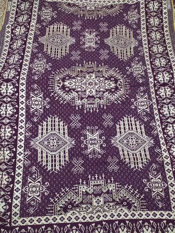 روفرشی 3متری کاملن نو به جنس خیلی خوب|روفرشی|شیراز, کفترک|دیوار