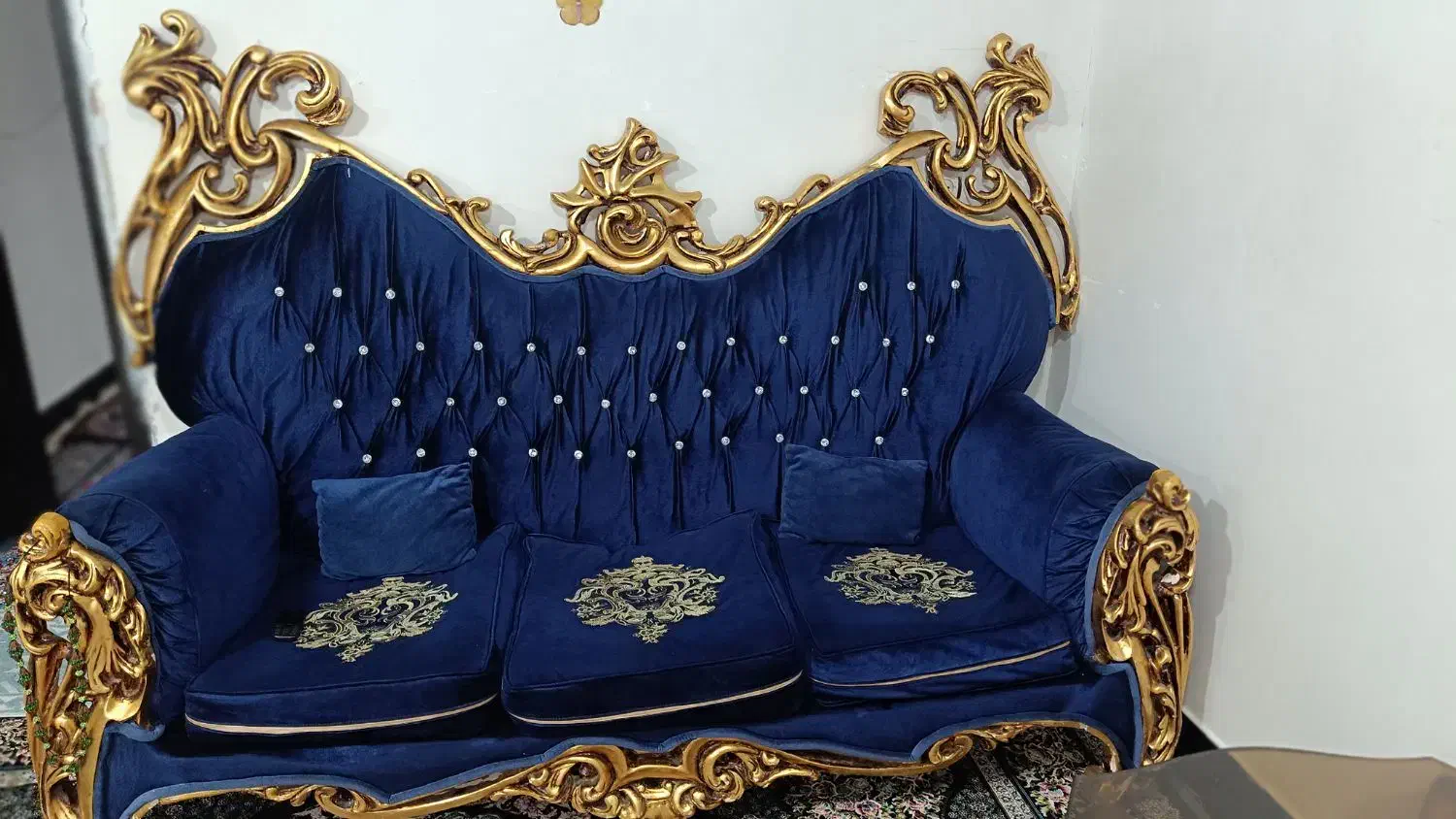 مبل سه نفره 850هزار مناسب برای خانه باغ|مبلمان خانگی و میز عسلی|جوانرود, |دیوار