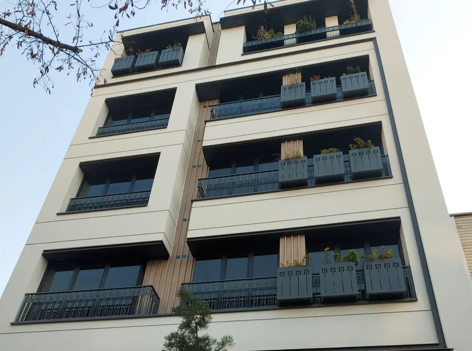 مستغلات ۴طبقه تکواحدی یکجا فروش|فروش آپارتمان|تهران, سعادت‌آباد|دیوار