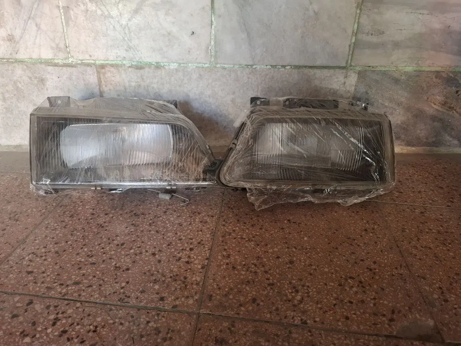 چراغ های خودرو|قطعات یدکی و لوازم جانبی|همدان, |دیوار