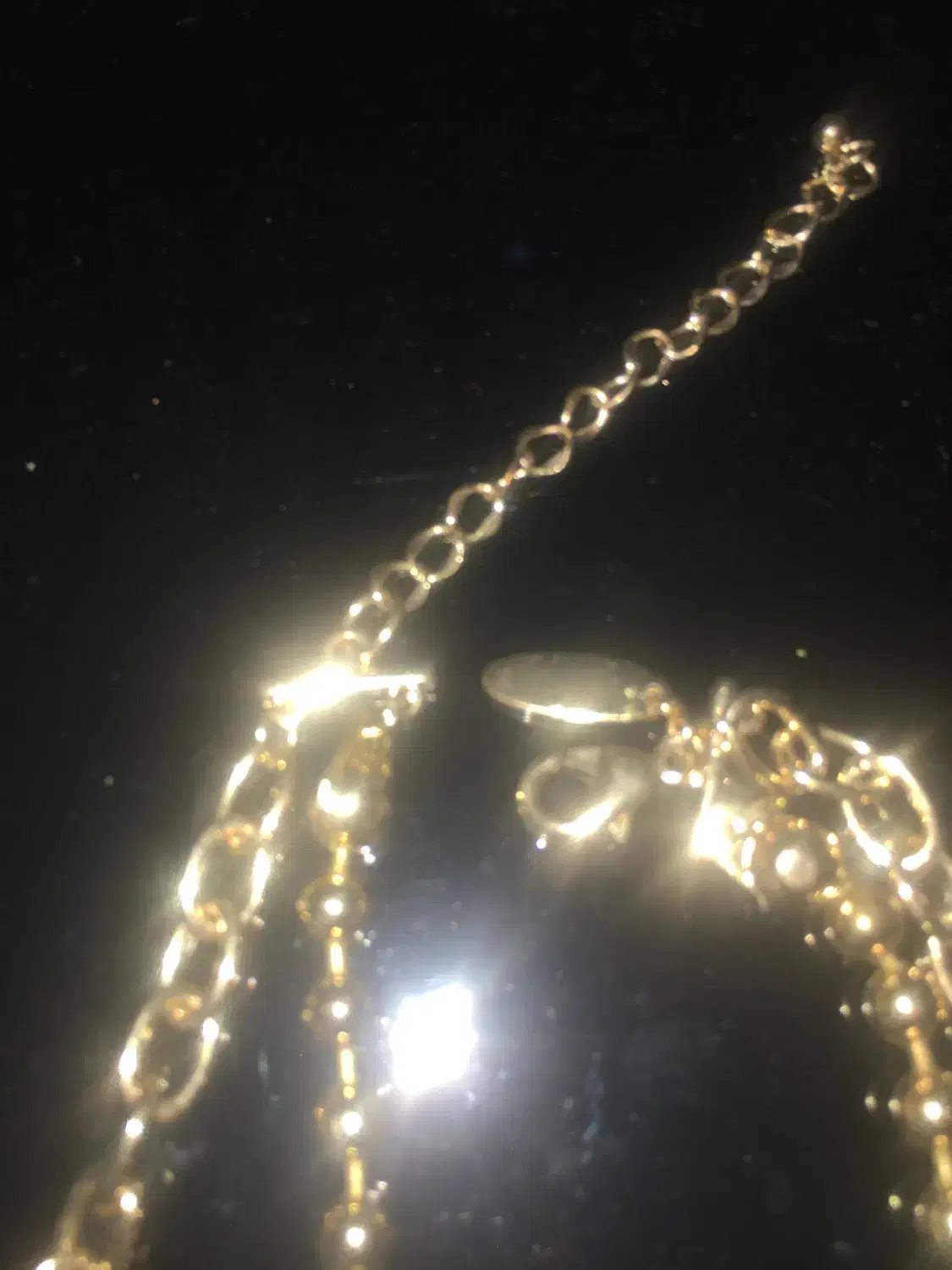 معاوضه گردنبند زنجیر‌طلایی شیک|بدلیجات|شاهین‌شهر, سعدی جنوبی|دیوار