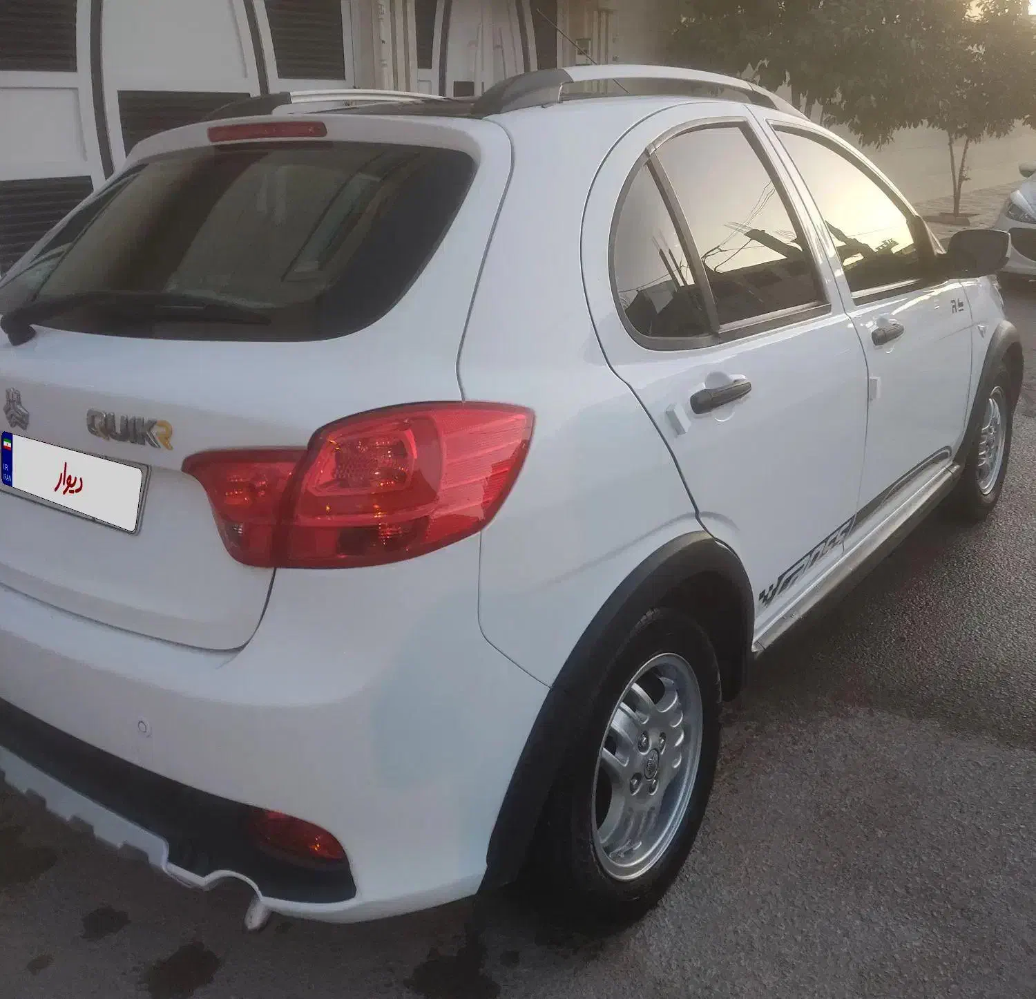 کوییک R پارس خودرویی درجه یک .کارمندی|خودرو سواری و وانت|فیروزآباد (فارس), |دیوار