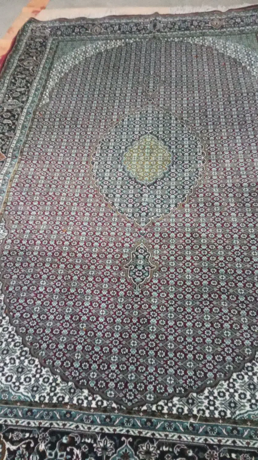 یه جفت فرش قرمز سالم سالم|فرش|ارومیه, |دیوار