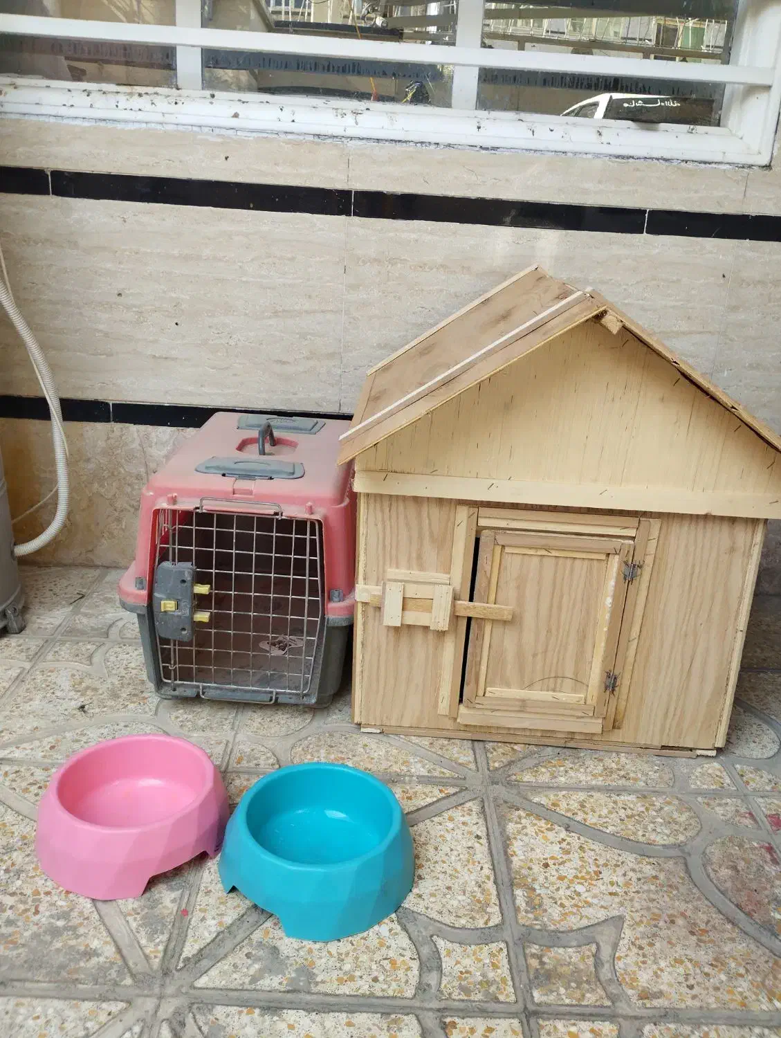 لونه سگ وباکس سگ|لوازم جانبی حیوانات|رباطکریم, شترخوار|دیوار