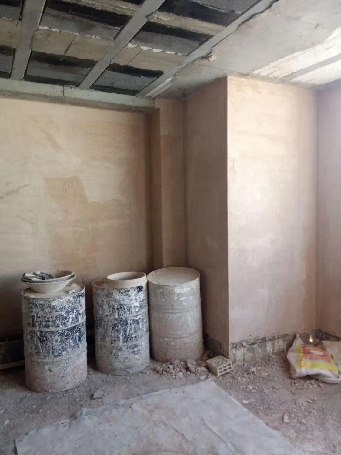 گچ خاک سفید کاری تخریب کاری و بازسازی کامل،اصیل|خدمات پیشه و مهارت|شاهینشهر, عطار|دیوار