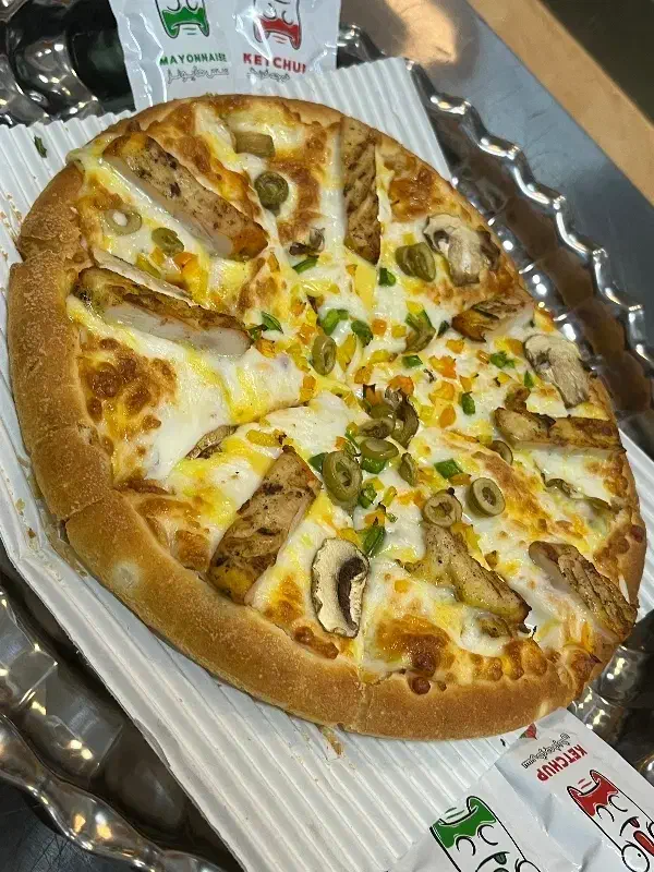 به سالن کار وظرف شور  در رستوران نیازمندیم فوری|استخدام خدمات فروشگاه و رستوران|بروجرد, |دیوار