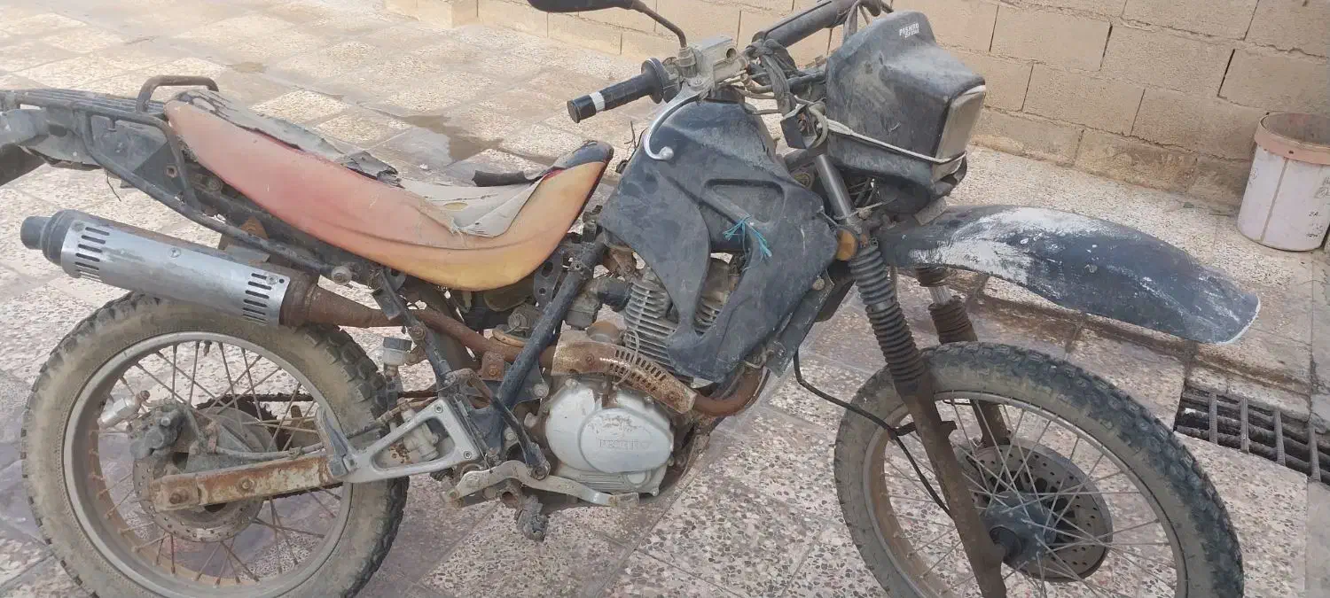 موتور تریل ۲۰۰|موتورسیکلت|شوشتر, |دیوار