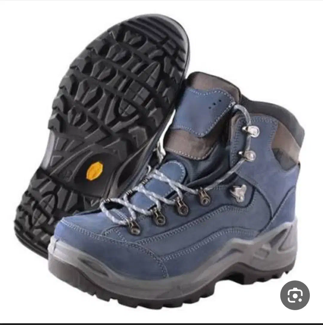 کفش کوهنوردی و ایمنی کار|کوهنوردی و کمپینگ|اصفهان, سروستان|دیوار