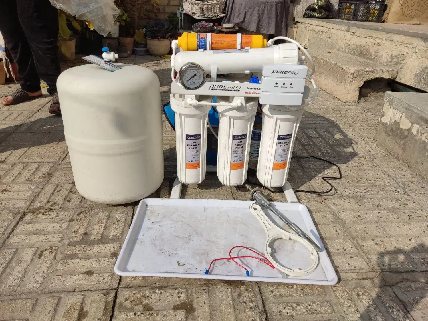 آب تصفیه کن مدل pure pro|آبسردکن و تصفیه آب|اصفهان, تخت فولاد|دیوار