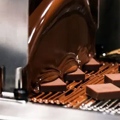 استخدام کارگرساده (شکلات ) جای خواب ، سرویس ، غذا|استخدام صنعتی، فنی، مهندسی|تهران, باشگاه نفت|دیوار